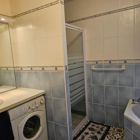 Et Sdb Privee Dans Maison Léognan